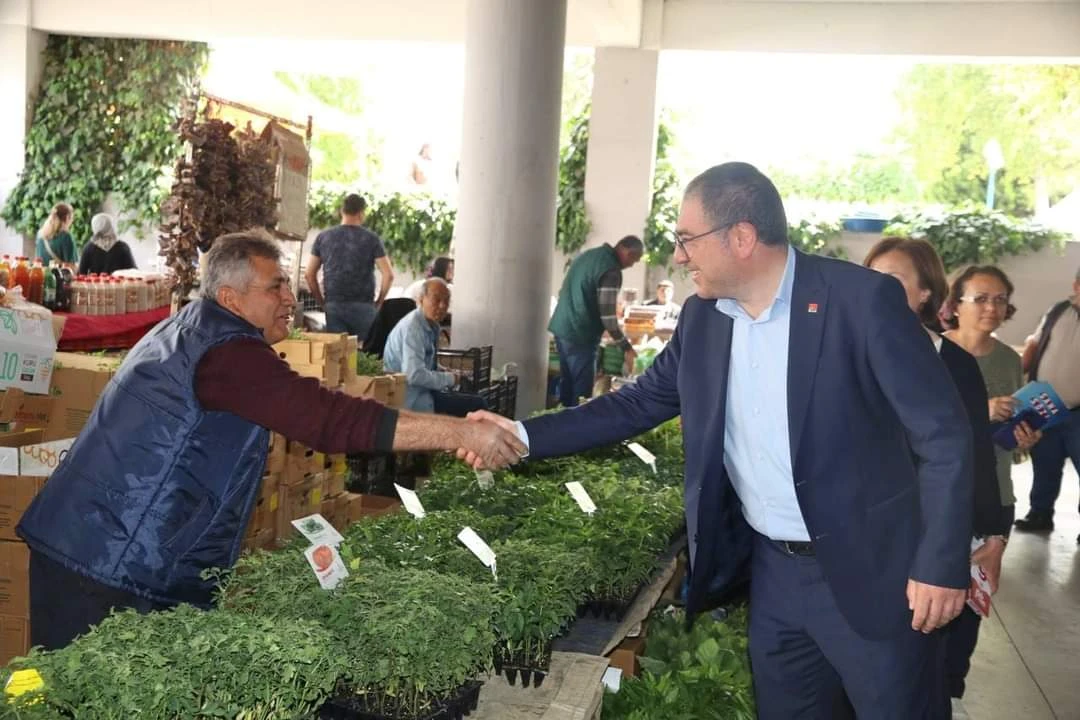 AYDINLI ESNAF İSYAN ETTİ: ÇOCUKLARIMIN CEBİNE HARÇLIK KOYAMIYORUM