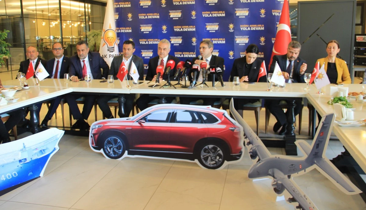 AK Parti Aydın İl Teşkilatı’ndan İHA, SİHA, TCG Anadolu ve TOGG’lu basın toplantısı