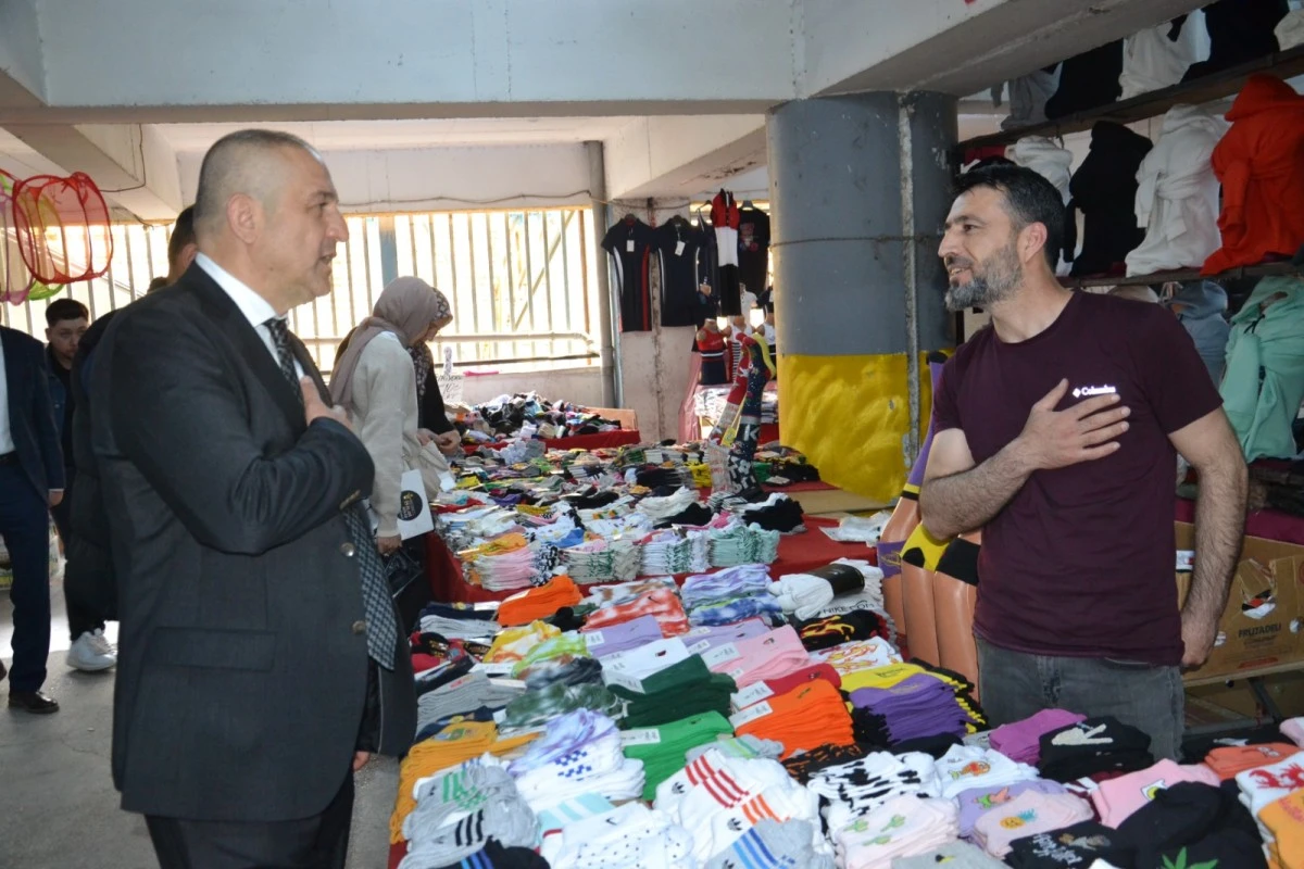 AK PARTİLİ ABAK,