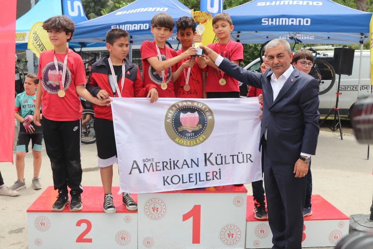 Koçarlı'da bisiklet yarışları yapıldı