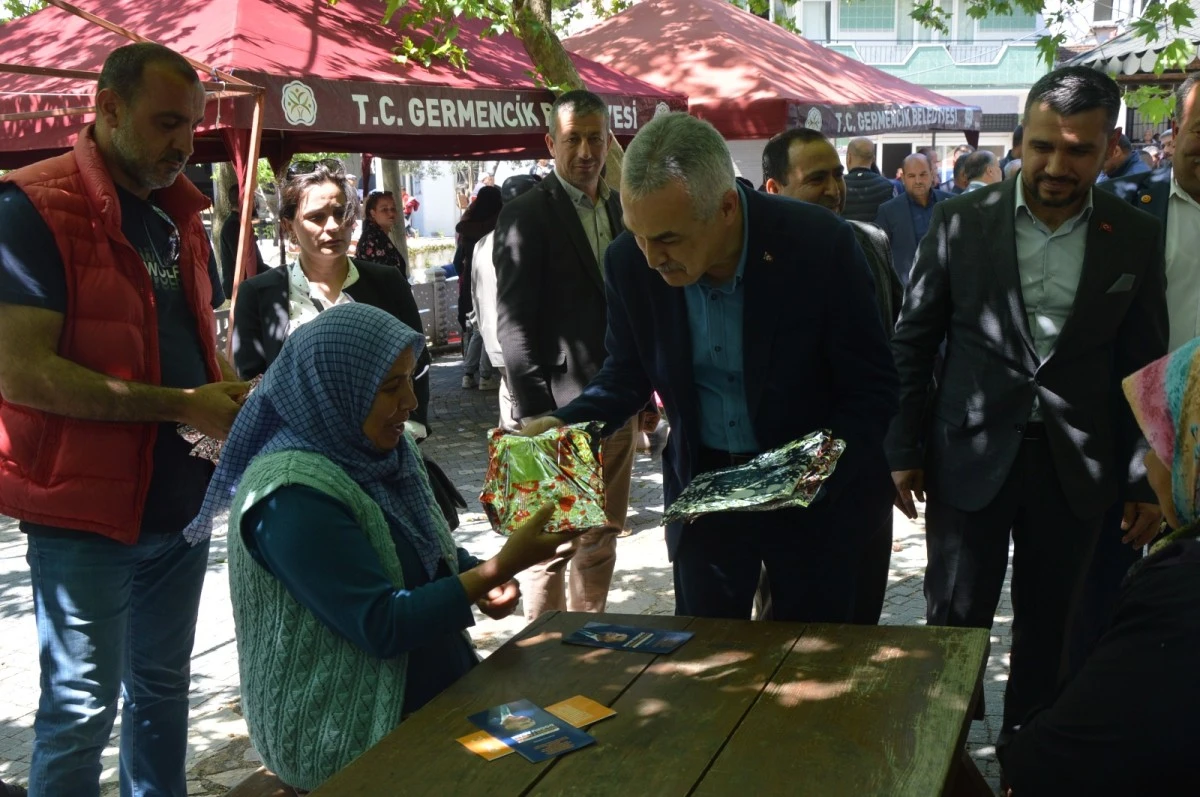 “Bu yolu dört yıldır belediyeye yaptıramamıştım”