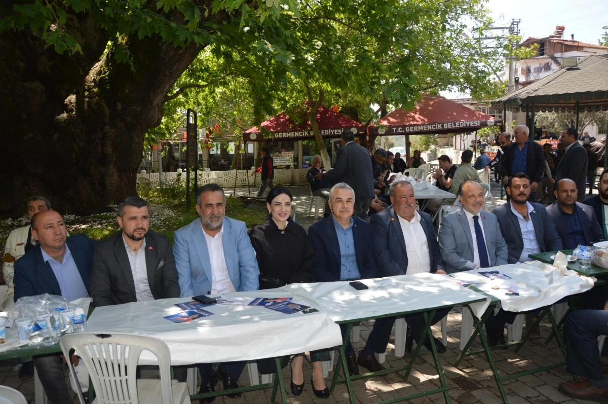 “Bu yolu dört yıldır belediyeye yaptıramamıştım”