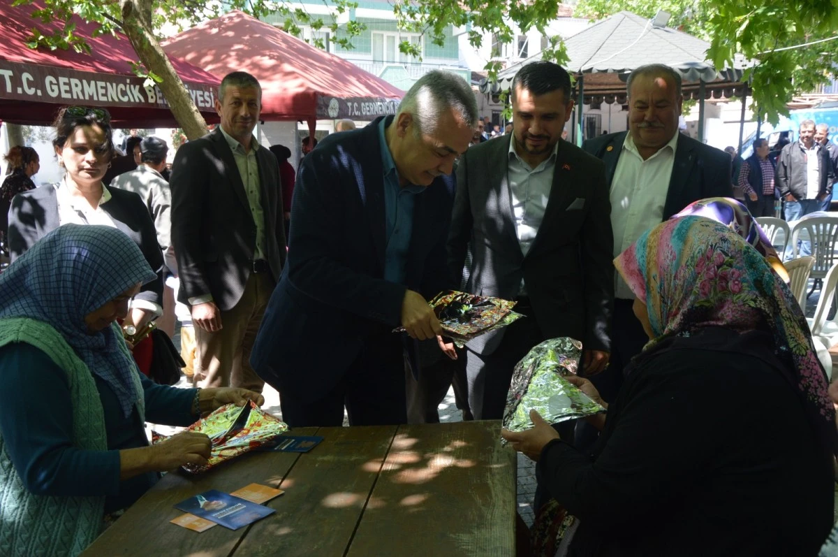 “Bu yolu dört yıldır belediyeye yaptıramamıştım”