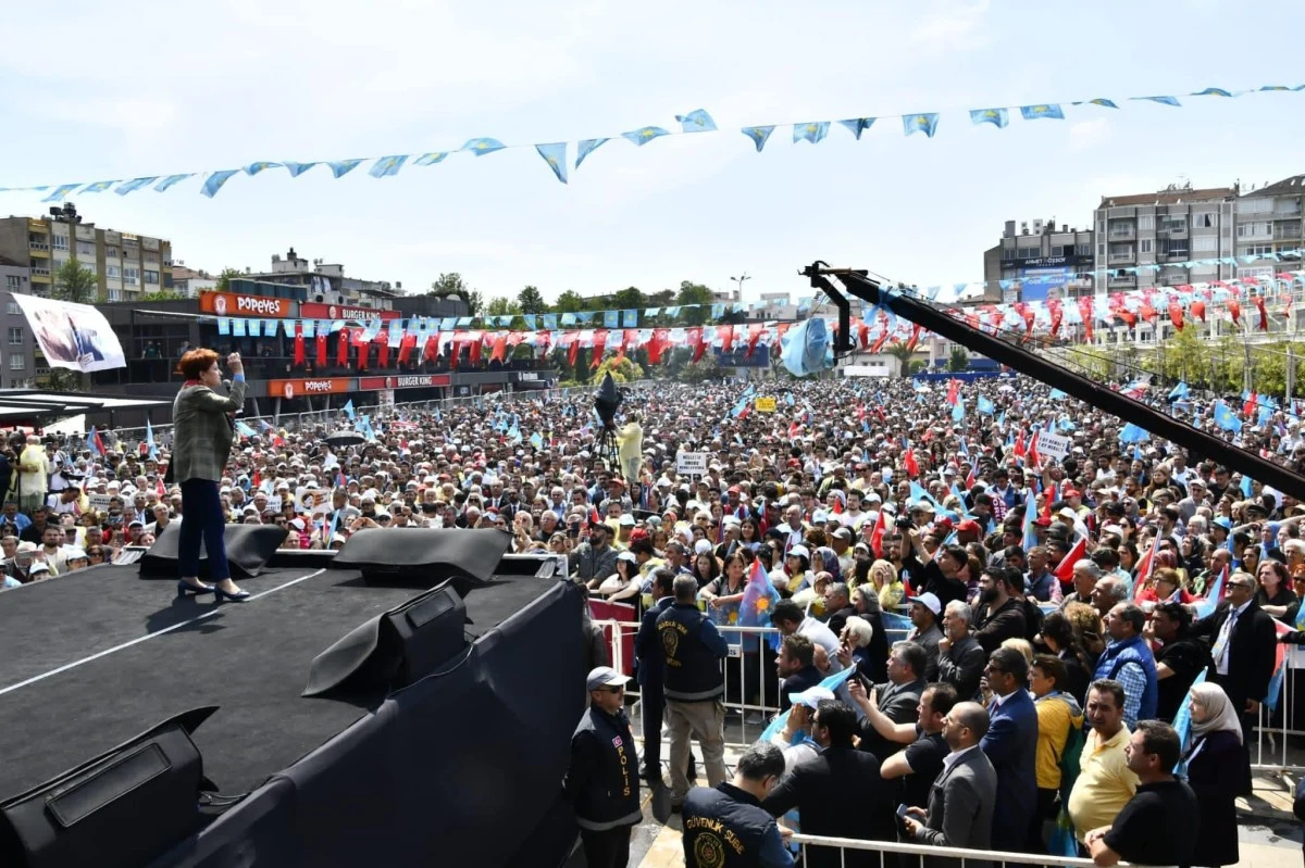 AHMET ERTÜRK MİTİNGE KATILANLARI COŞTURDU