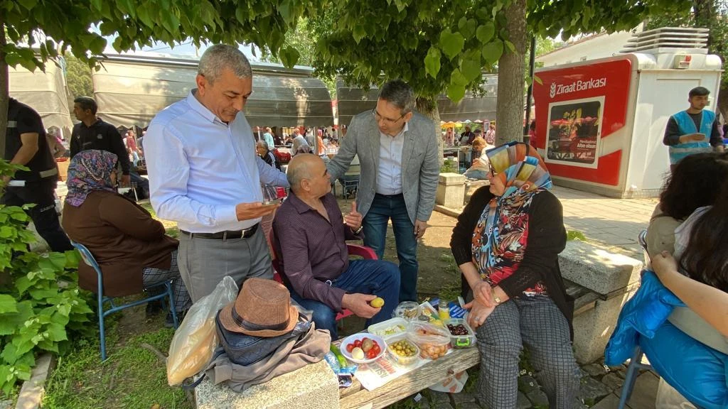 “Yeter ki Menderes’in kemiklerini sızlatmayın”