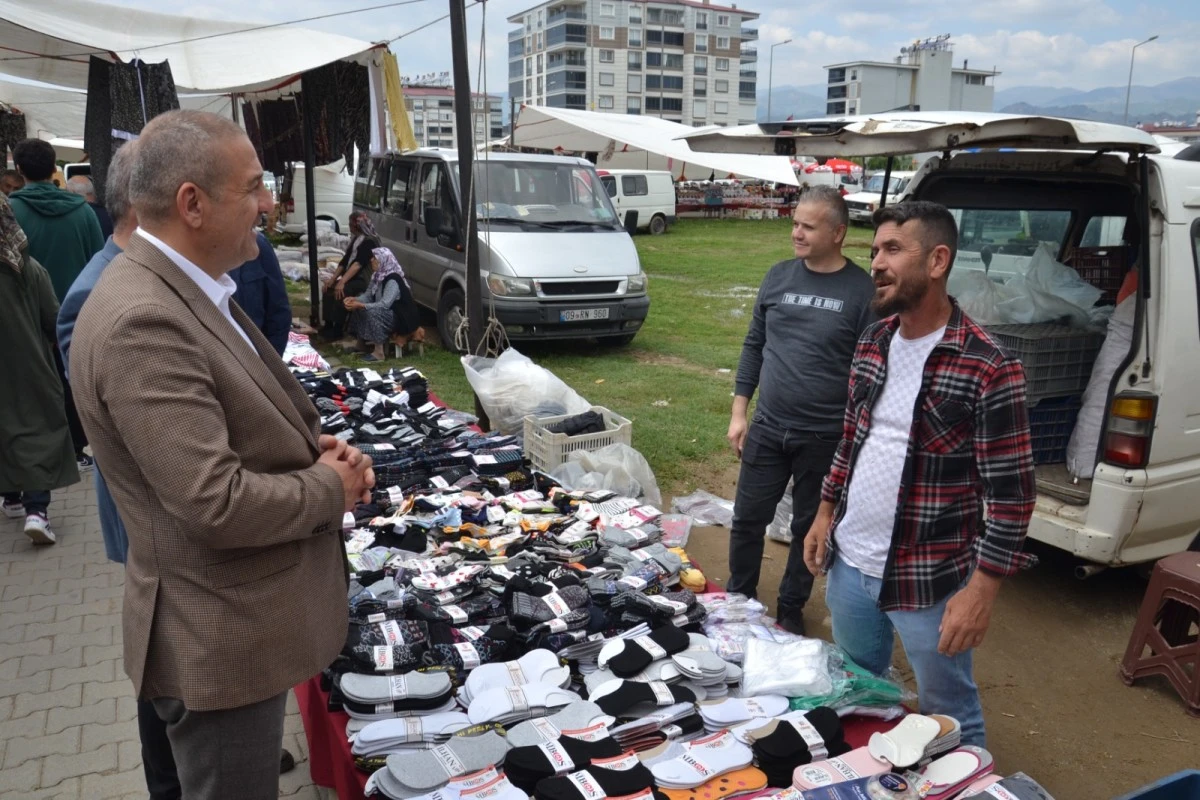 AK Partili Abak pazara çıktı