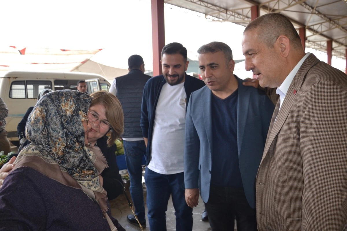 AK Partili Abak pazara çıktı