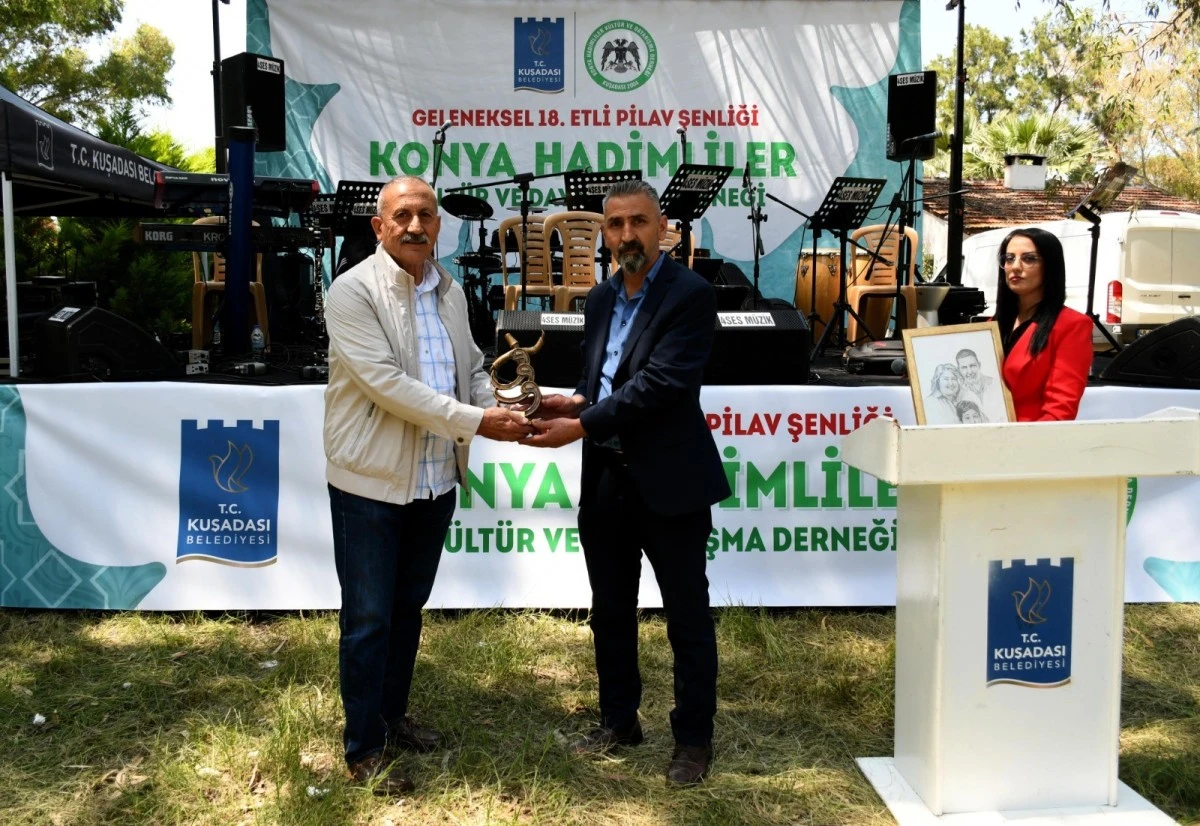 Kuşadası'nda yaşayan Hadimliler etli pilav şenliğinde buluştu