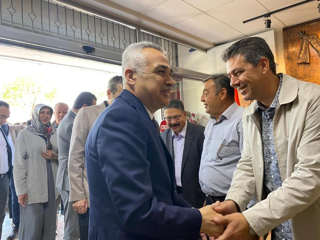 “Esnafımız bizim başımızın tacı”