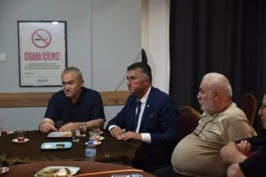 İYİ Parti Milletvekili Adayı Ahmet Ertürk’ün hızına yetişilmiyor