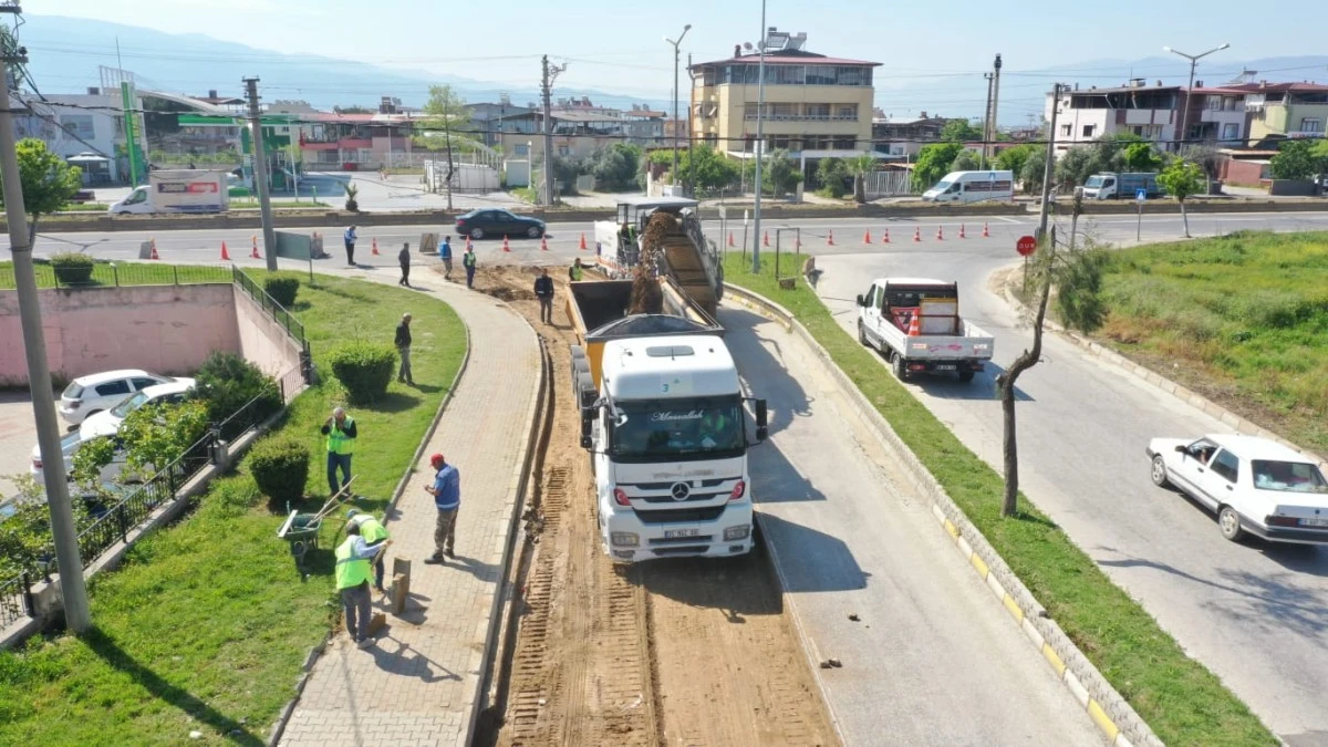 BÜYÜKŞEHİR ÇALIŞIYOR AYDIN’IN YOLLARI YENİLENİYOR