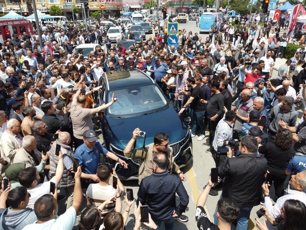TOGG Nazilli'de miting havası estirdi
