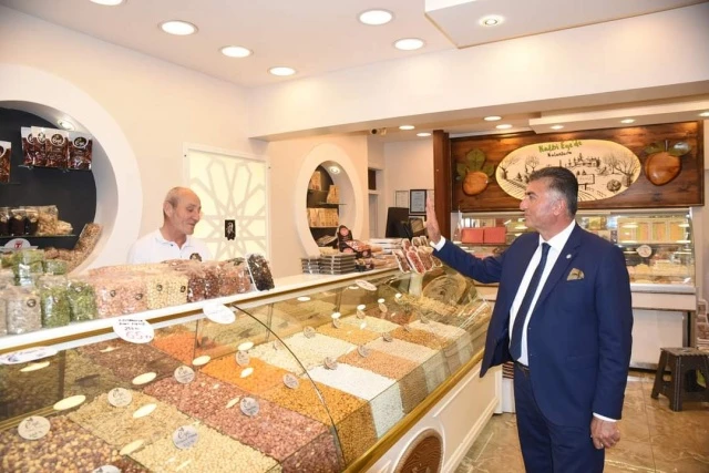 AHMET ERTÜRK DUR DURAK BİLMİYOR
