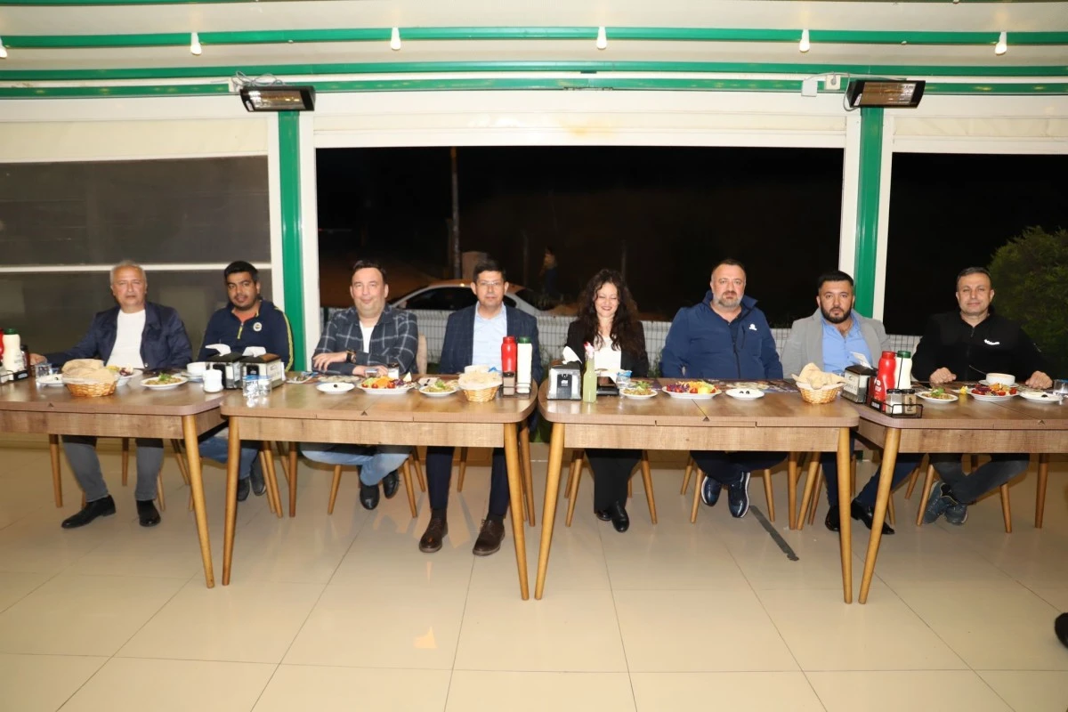 Nazilli Belediyespor Kadın Futbol Takımı deplasman öncesi moral depoladı