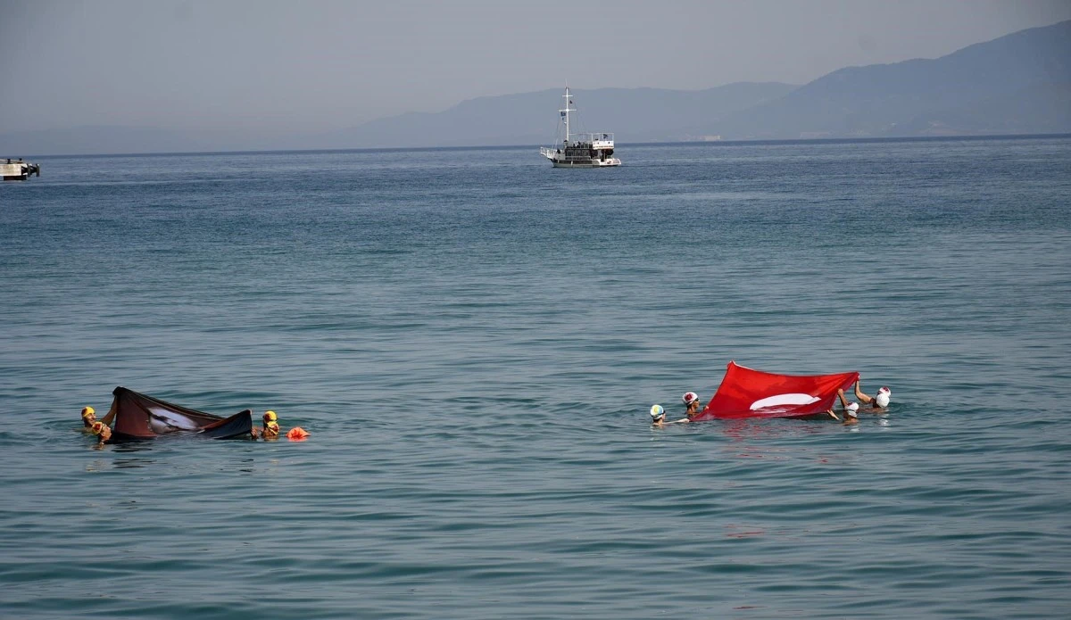 Kuşadası’nda Gençlik Haftası kutlamaları başladı