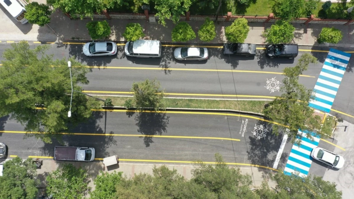 Aydın Büyükşehir Belediyesi Nazilli 75. Yıl Bulvarı'nı yeniledi