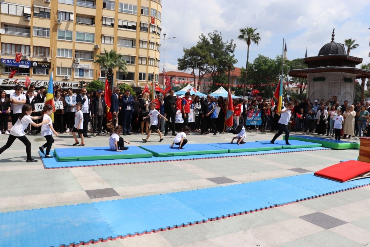 Nazilli'de 19 Mayıs coşkuyla kutlandı