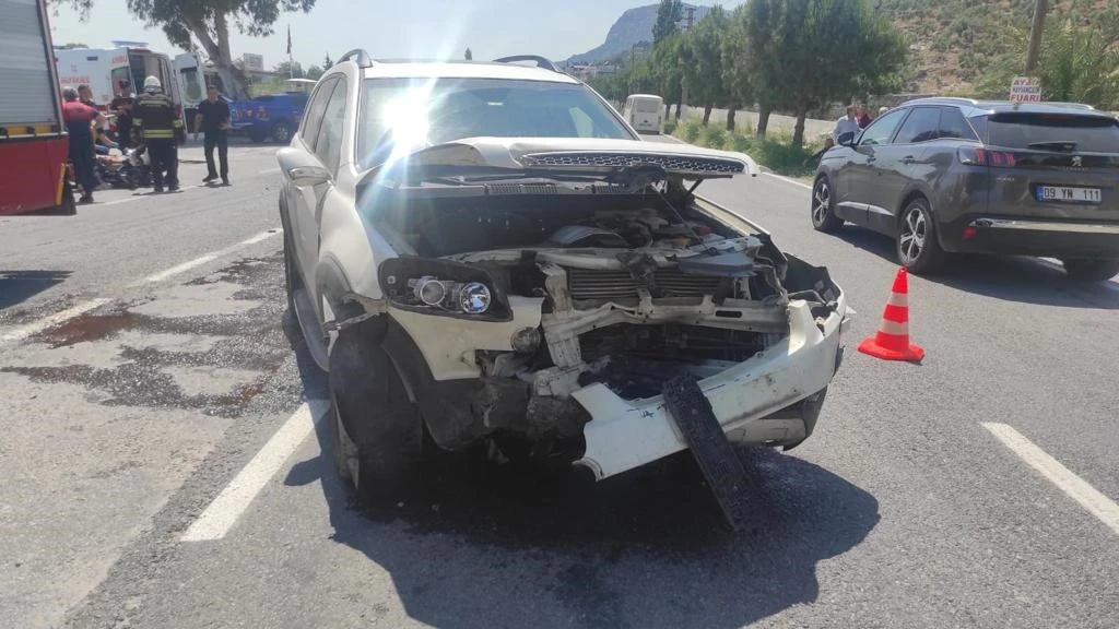 Otomobil, beton mikseri ile çarpıştı: 1 yaralı