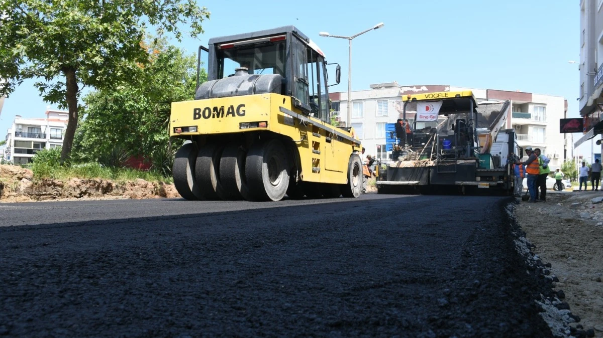 Davutlar Mahallesi’ne 25 bin metrekare sıcak asfalt