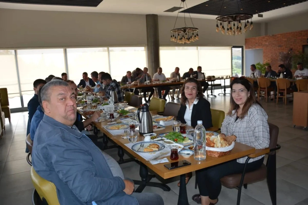 Künkçü, oda başkanları ve yönetimleriyle bir araya geldi