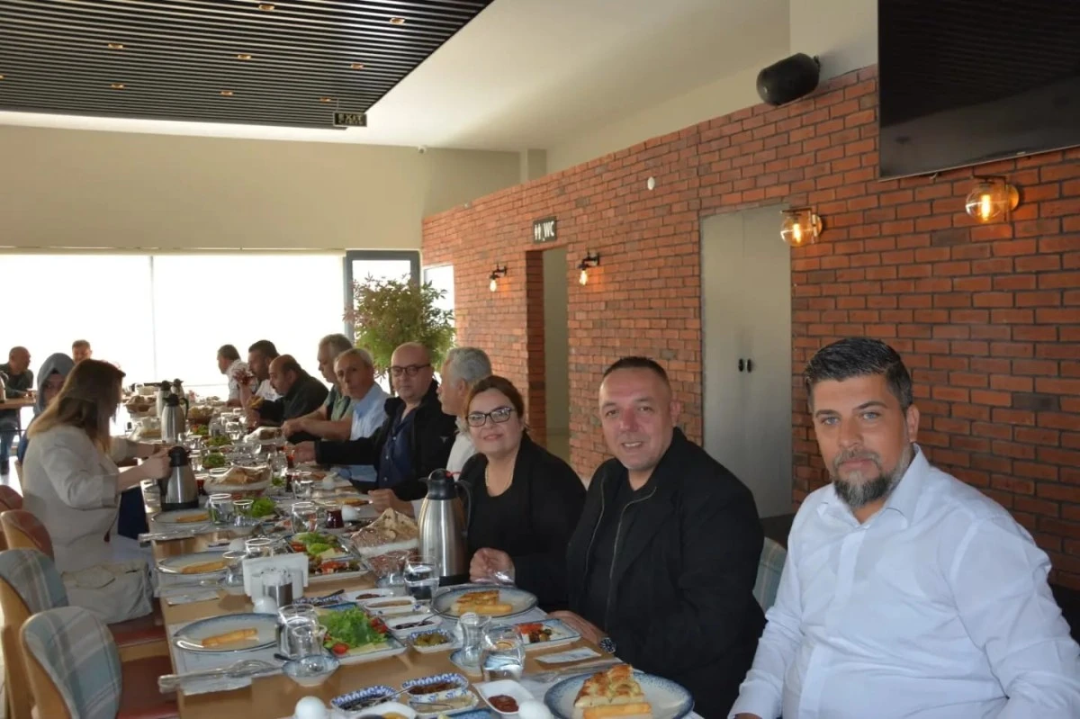 Künkçü, oda başkanları ve yönetimleriyle bir araya geldi