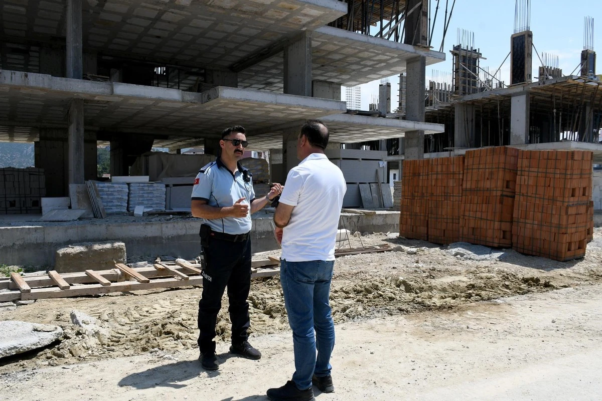 Kuşadası'nda inşaat yasağı denetimleri devam ediyor