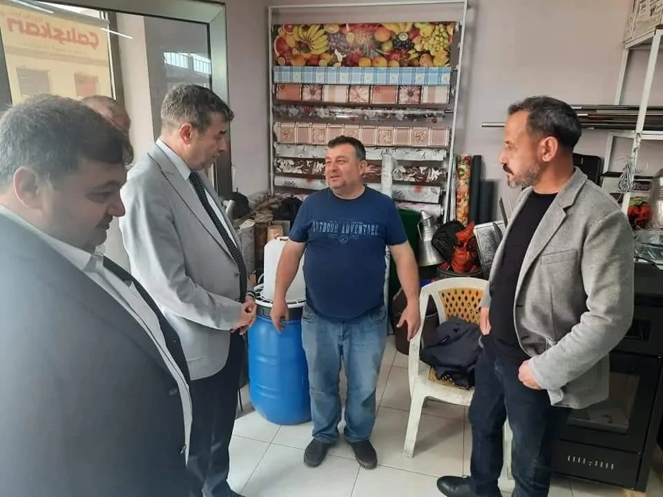 AYESOB Başkanı Künkcü selden etkilenen esnaf ile görüştü