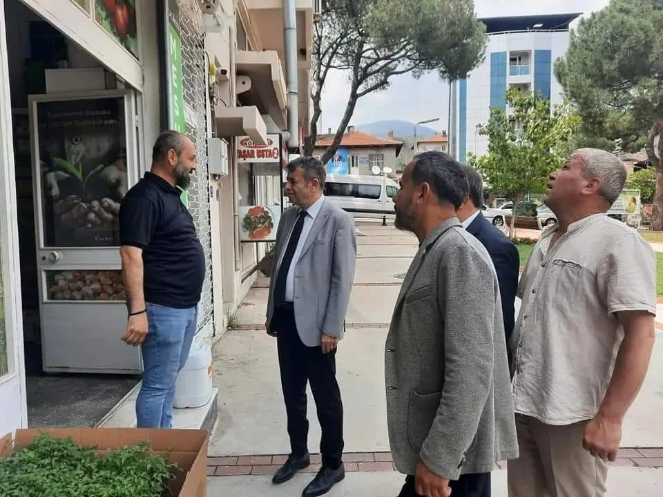 AYESOB Başkanı Künkcü selden etkilenen esnaf ile görüştü