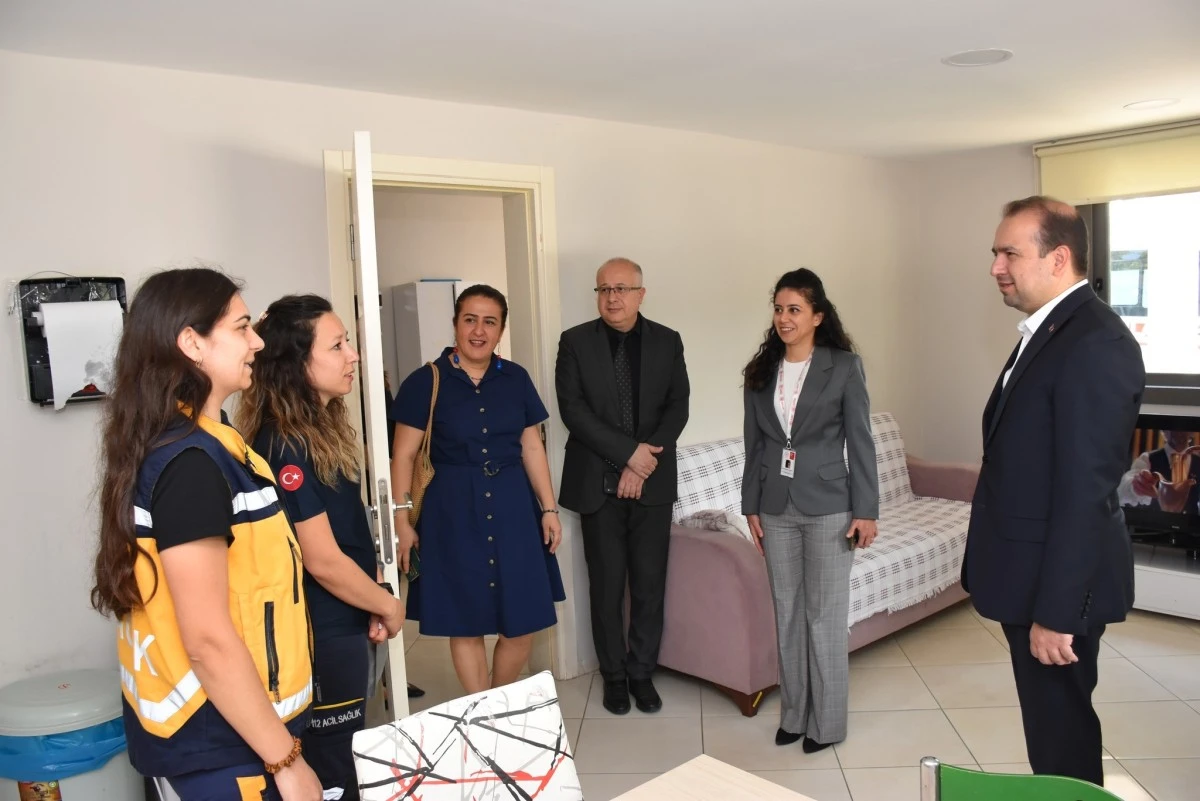 Aydın İl Sağlık Müdürü Şenkul Kuşadası'ndaki sağlık çalışmalarını yerinde inceledi