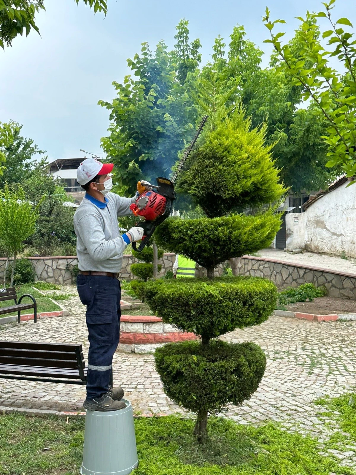 Nazilli’de temizlik ve bakım çalışmaları sürüyor