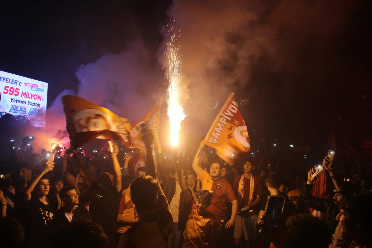 Galatasaray'ın şampiyonluğuna en çok onlar sevindi