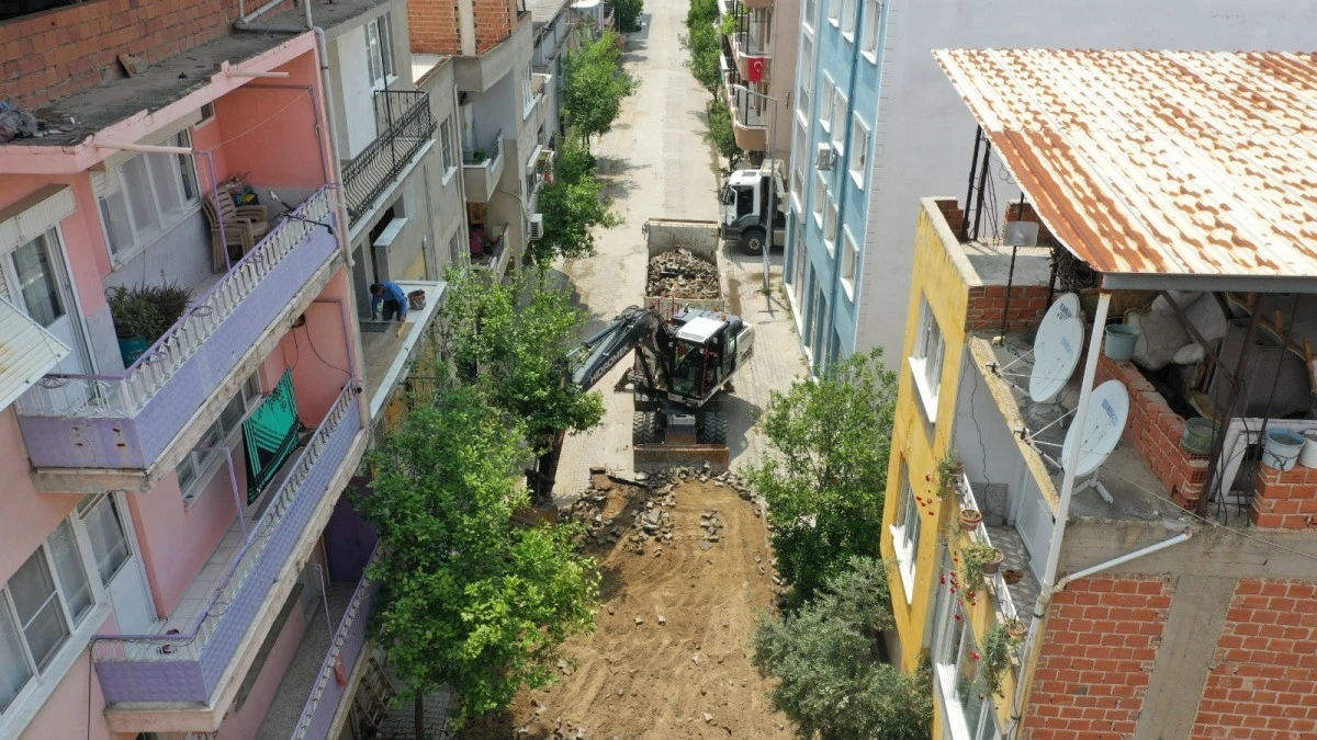 Aydın Büyükşehir Belediyesi Çine’nin yollarını yeniliyor
