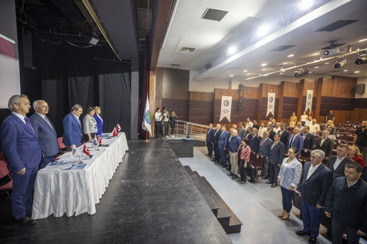 Başkan Günel bir kez daha Kıyı Ege Belediyeler Birliği Encümen Üyeliği'ne seçildi