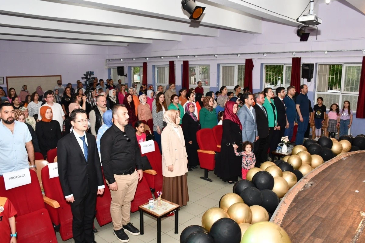 Köşklü miniklerden mezuniyet şöleni