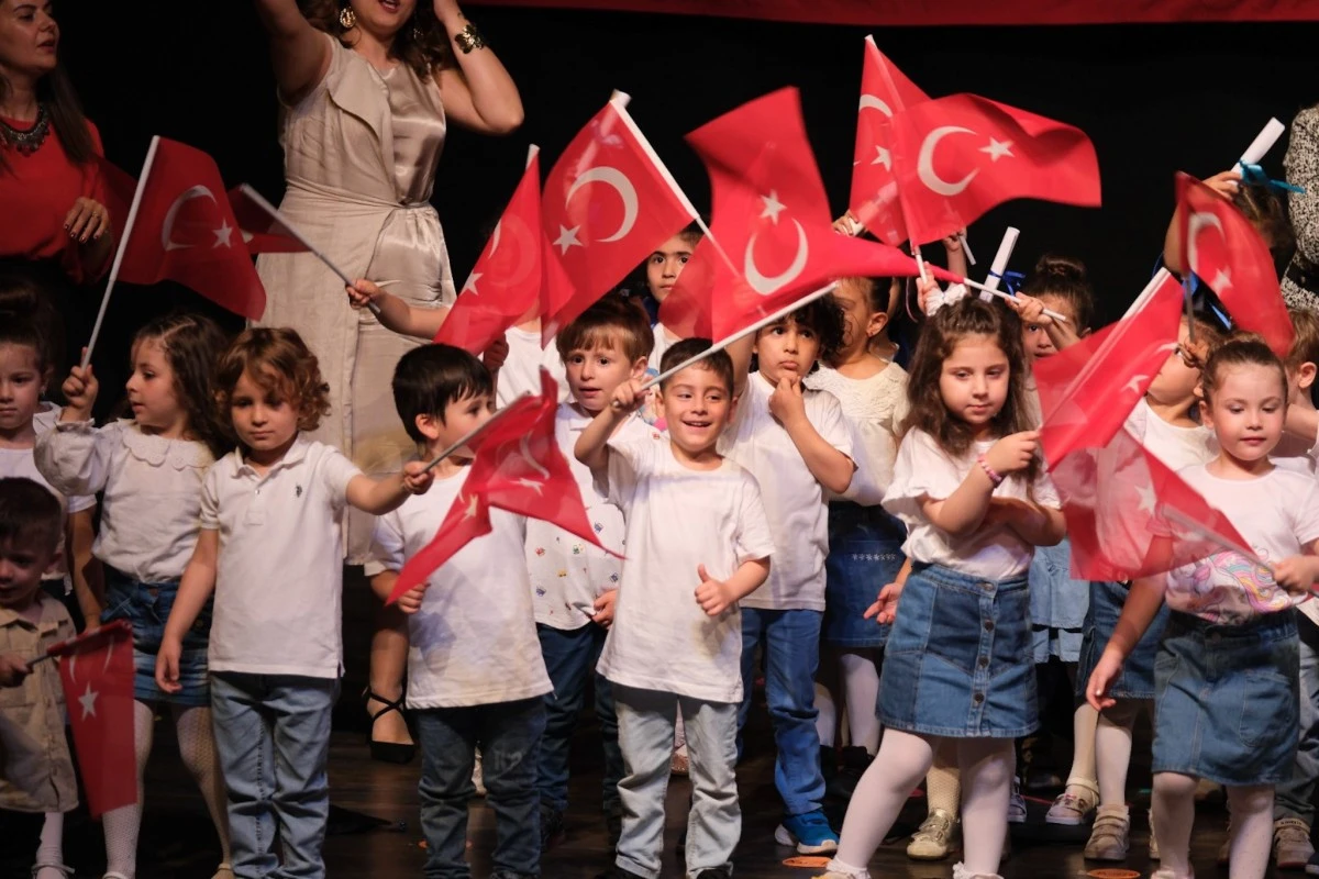 Aydın Büyükşehir Belediyesi Çocuk Gelişim Merkezleri'nden yılsonu gösterileri