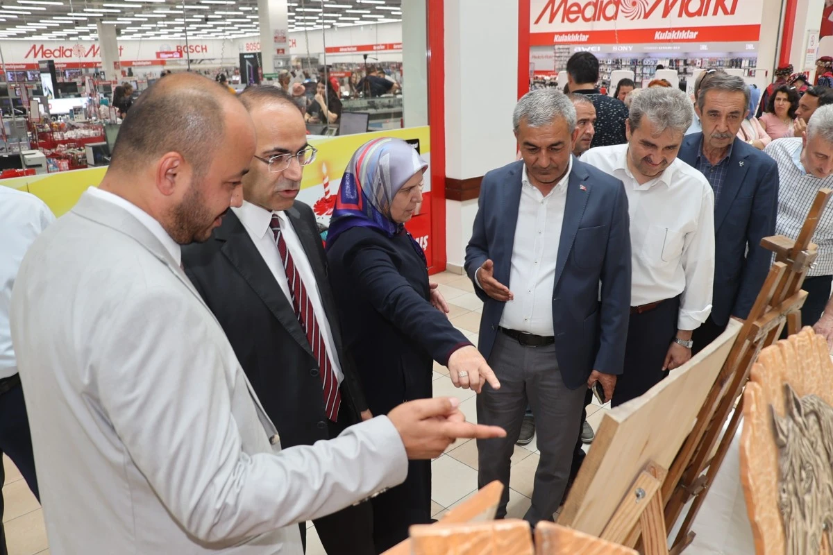 Kursiyerlerin hünerleri büyük beğeni topladı