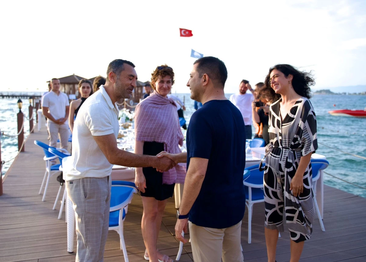 BAŞKAN ÖMER GÜNEL : “KUŞADASI’NIN TANITIMINI YAPACAK HER PROJEYE DESTEK OLMAYA HAZIRIZ”