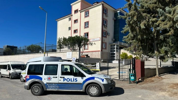 Lisede gizli kamera skandalı
