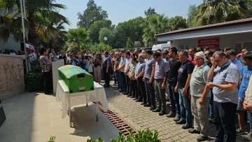 Adliye &ccedil;alışanı gen&ccedil; kadın g&ouml;zyaşları i&ccedil;inde uğurlandı