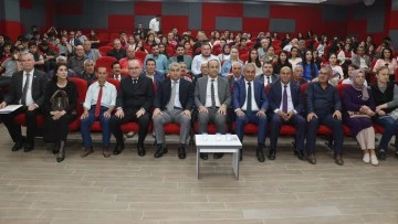 Adnan Menderes, memleketi Ko&ccedil;arlı&rsquo;da konferans ile anıldı