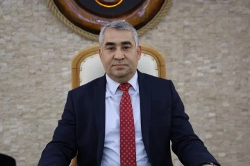 AD&Uuml; Rekt&ouml;r&uuml; Kent: &ldquo;Bı&ccedil;ak parası r&uuml;şvettir, su&ccedil;tur&rdquo;