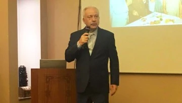 AD&Uuml; Tıp Fak&uuml;ltesi'nin ilk &ouml;ğretim &uuml;yesi Prof. Dr. Hulki Başaloğlu emekli oldu