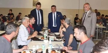 AHMET ERT&Uuml;RK DUR DURAK BİLMİYOR
