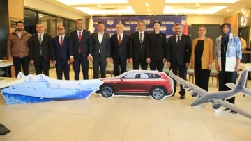 AK Parti Aydın İl Teşkilatı&rsquo;ndan İHA, SİHA, TCG Anadolu ve TOGG&rsquo;lu basın toplantısı
