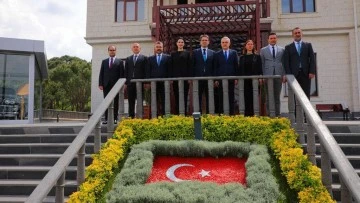 AK Parti, Demokrasi M&uuml;zesi'nden se&ccedil;im &ccedil;alışmalarına başladı