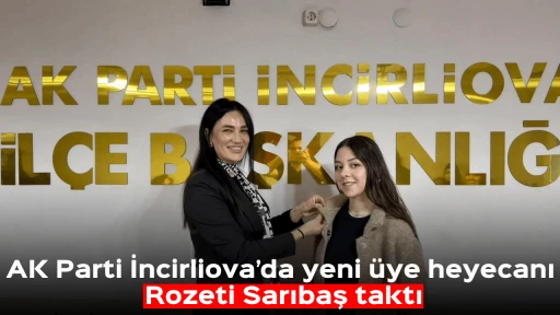 AK Parti İncirliova&rsquo;da yeni &uuml;ye heyecanı: Rozeti Sarıbaş taktı