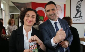 AKKENTLİ BAHARIN M&Uuml;JDECİSİ BİLEKLİĞİ TAKTI