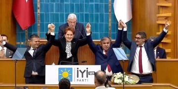Akşener Aydın&rsquo;da 3 il&ccedil;enin adayını a&ccedil;ıkladı