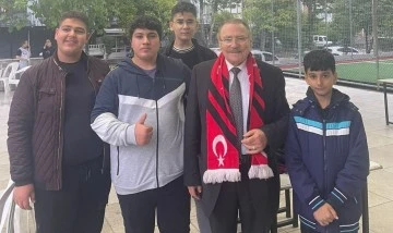 Aksu, 'Z Kuşağı'nın g&ouml;nl&uuml;n&uuml; fethetti