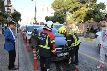 Ara&ccedil; yangını ihbarı ekipleri harekete ge&ccedil;irdi
